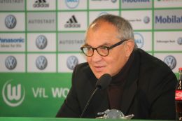 Felix Magath - By Robsen86 (Own work) [CC BY-SA 3.0 (http://creativecommons.org/licenses/by-sa/3.0)], via Wikimedia Commons