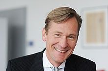 Dr. Mathias Döpfner - By Axel Springer AG [CC BY-SA 3.0 de (http://creativecommons.org/licenses/by-sa/3.0/de/deed.en)], via Wikimedia Commons