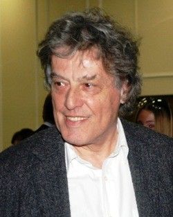 Tom Stoppard - By Кондрашкин Б. Е. (ru:Участник:KDeltaE) [GFDL (http://www.gnu.org/copyleft/fdl.html) or CC-BY-SA-3.0 (http://creativecommons.org/licenses/by-sa/3.0/)], via Wikimedia Commons