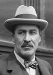 Howard Carter - By Chicago Daily News, Inc., photographer (The Library of Congress (USA)) [Public domain], via Wikimedia Commons