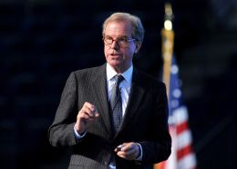 Prof. Dr. Nicholas Negroponte - By Gin Kai, U.S. Naval Academy, Photographic Studio [CC BY-SA 3.0 (http://creativecommons.org/licenses/by-sa/3.0)], via Wikimedia Commons