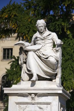 Freiherr Wilhelm von Humboldt - 360b/Shutterstock.com